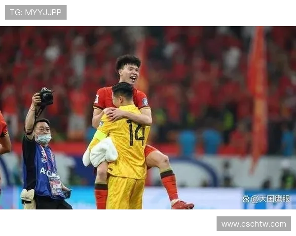 何超手球染黄引争议裁判漏判浙江进攻王钰栋愤怒砸球抗议